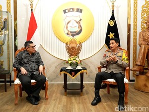 Kapolda Ungkap Penghuni Kampung Rusia Ubud Transaksi Pakai Kripto