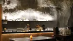 Keren! Penampakan Mewah Restoran Gua Pertama di Singapura