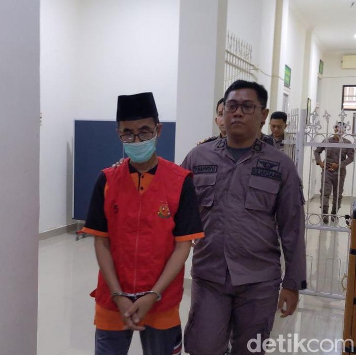 Kiai di Trenggalek yang hamili santriwati