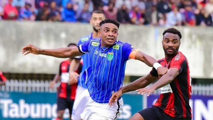 Laga play off Persibo vs Persipura