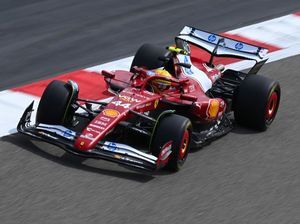 Hamilton Makin Nyetel Bersama Ferrari