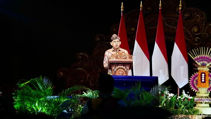 Menbud Fadli Zon