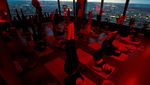 Mencari Ketenangan Lewat Yoga dan Panorama Kota Praha