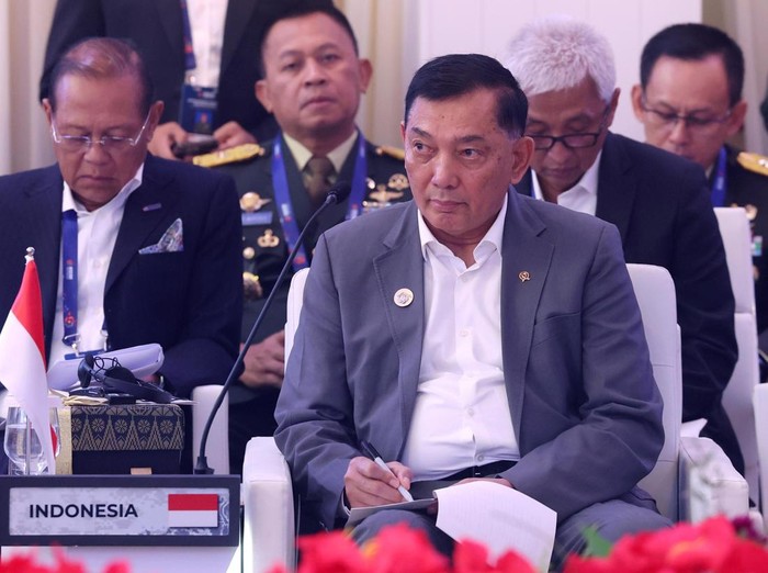 Menteri Pertahanan Sjafrie Sjamsoeddin menghadiri acara ASEAN Defence Ministers Meeting Retreat (ADMM Retreat) di Penang, Malaysia, Rabu (26/2/2025).
