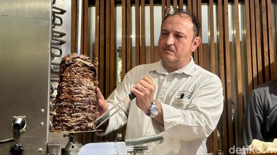 Puas Buka Puasa Pakai Doner Kebab hingga Sate Gapit di Sini