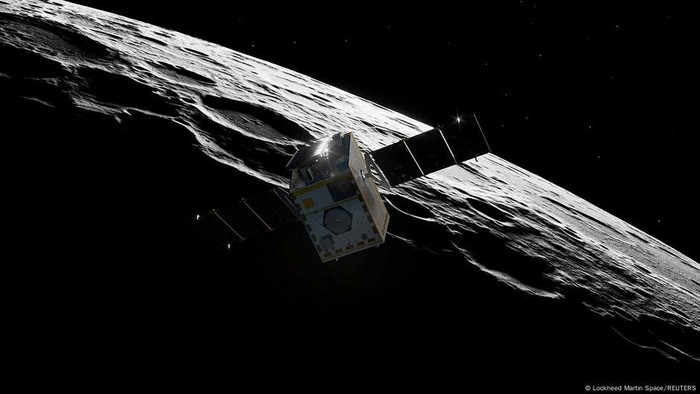 Misi Baru NASA: Luncurkan Satelit untuk Temukan Air di Bulan