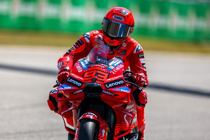 MotoGP - Thailand Grand Prix - Chang International Circuit, Buriram, Thailand - February 28, 2025 Ducati Lenovo Teams Marc Marquez in action during practice. REUTERS/Athit Perawongmetha