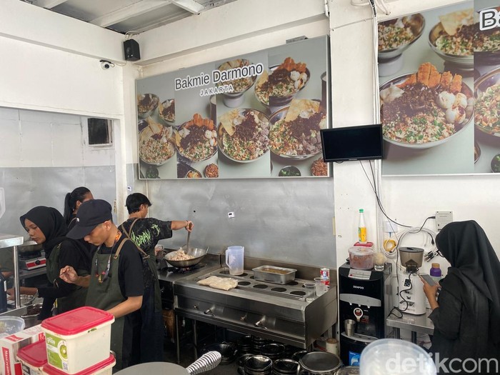 Mulur Gurih, Bakmi Kekinian di Kemang yang Murah Meriah Mulur Gurih, Bakmi Kekinian di Kemang yang Murah Meriah