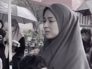 Kabar Duka dari Nina Zatulini, Ayah Meninggal Dunia