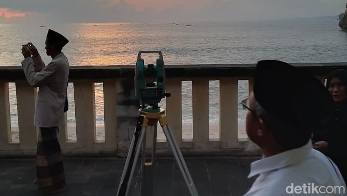 Pantauan hilal di Pantai Srau, Pacitan