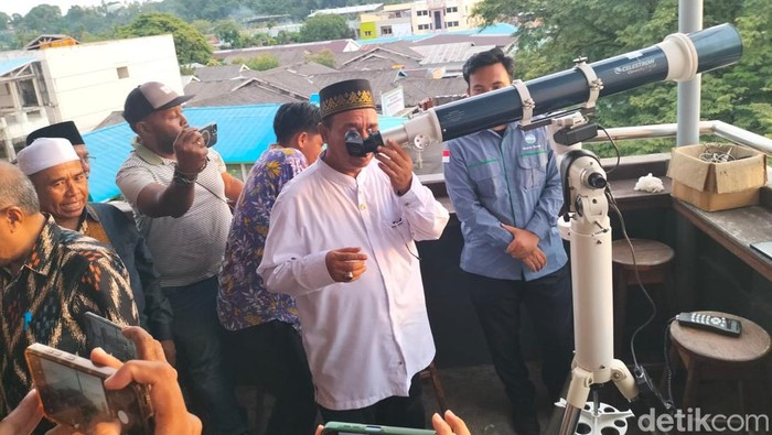 Pemantauan hilal 1 Ramadan 2025 di Sorong.