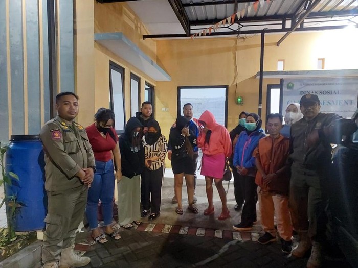 Penggerebekan kamar kos di Malang