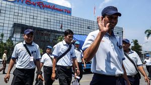 Bingkai Sepekan: Badai PHK Guncang Dunia Kerja