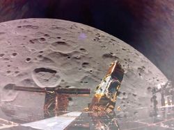 Pesawat Antariksa Blue Ghost Bakal Mendarat di Bulan