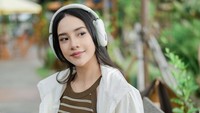 Anya Geraldine, selebgram yang kini eksis dengan lebih dari 11,5 juta followers Instagram. Ia juga merambah dunia akting dengan berperan di Gampang Cuan dan Layangan Putus The Movie. Foto: Instagam anyageraldine