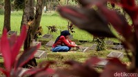 Sepekan terakhir TPU Rancacili ramai dikunjungi. Apalagi pada Jumat terakhir sebelum Ramadan.