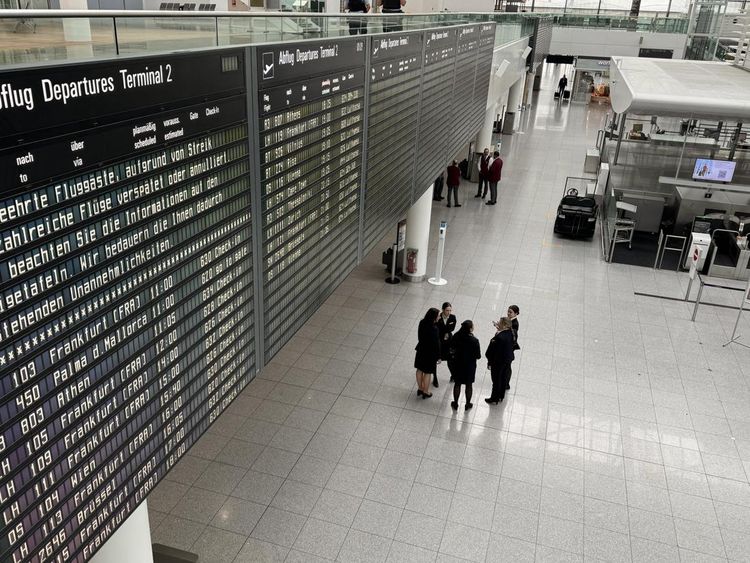 Potret Bandara Tersibuk Kedua di Jerman Mendadak Sepi Imbas Mogok Kerja