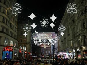 Potret Semarak Inggris Sambut Bulan Ramadan