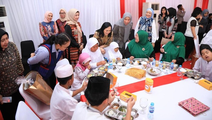 Uji coba masak skala kecil SPPG Polri di Pejaten, Jaksel, Jumat (28/2/2025).
