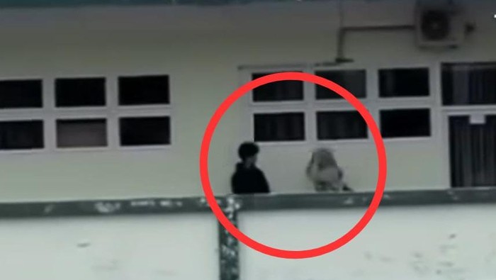 Sejoli mahasiswa berinisial FD dan AN terlibat cekcok di gedung kampus Universitas Muslim Indonesia (UMI) Makassar,