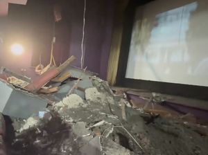 Video: Atap Bioskop di AS Roboh saat Penayangan Film Captain America