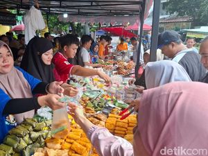 War Takjil! Warga Bintaro Habiskan Rp 400 Ribu Jajan di Benhil
