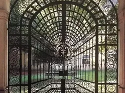 Jangan Mau Terkecoh dengan Deretan Foto Ini