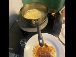 Meme Kocak Sahur Pertama di Ramadhan 2025