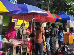 Kata Pakar IPB soal Fenomena War Takjil: Tak Sekadar Berebut Makanan, Tapi Kenangan