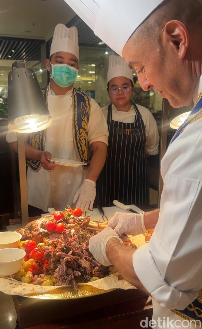 Menu buka puasa Shangri-La Jakarta