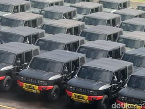Prabowo Minta Menteri Pakai Mobil Maung, Purbaya Bicara soal Kesiapan Anggaran