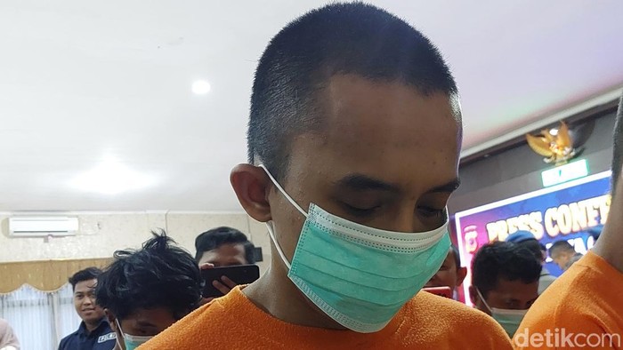 Tampang oknum ustaz cabul di Cirebon.