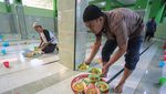 Tradisi Berbagi Bubur India yang Melegenda di Masjid Jami Pekojan Semarang