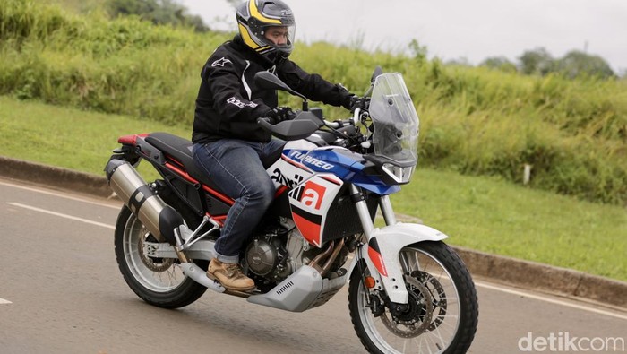 Aprilia Tuareg 660
