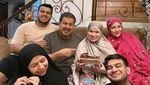 Begini Potret Seru Sahur Pertama Keluarga Fadil Jaidi
