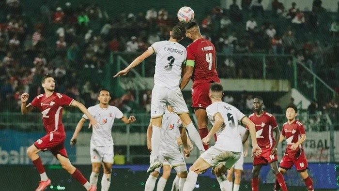 Madura united vs PSM Makassar