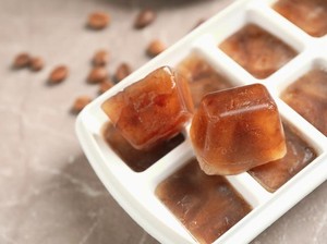 Dijamin Nggak Cepat Encer! Bikin Latte Nikmat Pakai Es Batu Kopi