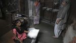 Melihat Pembuatan Bihun untuk Buka Puasa di India
