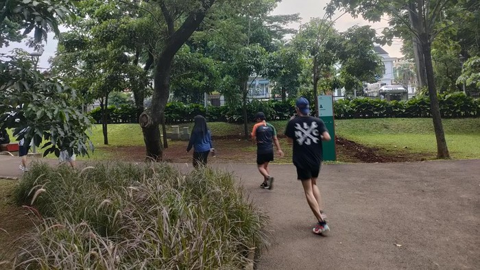Suasana ngabuburit di Tebet Eco Park, Jaksel (Dwi/detikcom)