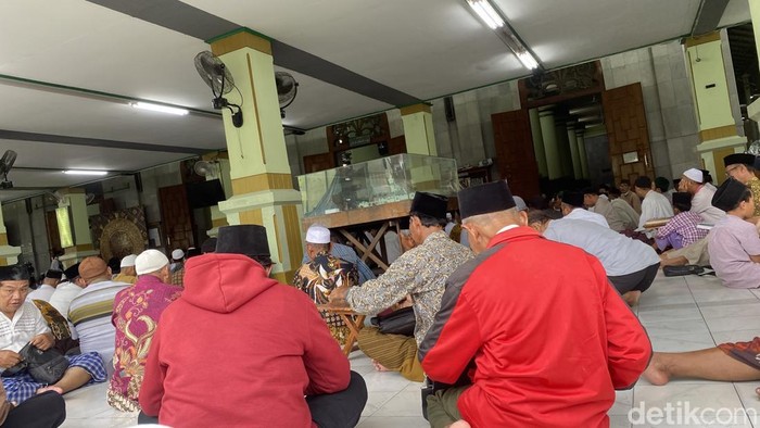 Suasana semaan Al-Quran di Masjid Agung Semarang, Minggu (2/3/2025).