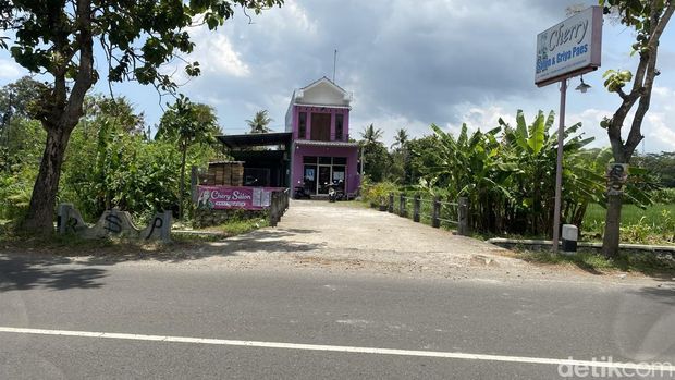 Penampakan lokasi keributan di Jalan Samas, Bantul, Minggu (2/3/2025).