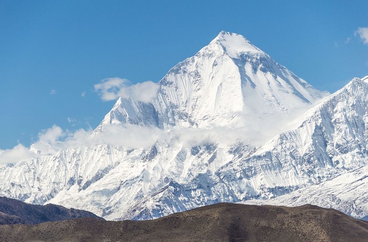 10 Gunung yang Indah Mempesona Tapi Mematikan di Dunia 10 Gunung yang Indah Mempesona Tapi Mematikan di Dunia