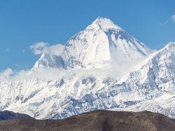10 Gunung yang Mempesona Tapi Paling Mematikan di Dunia
