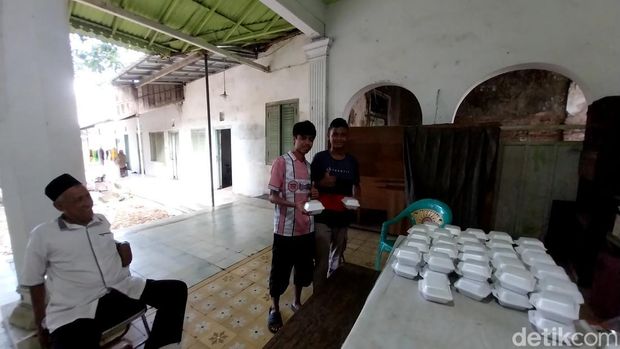 Bubur Harisah di Cirebon