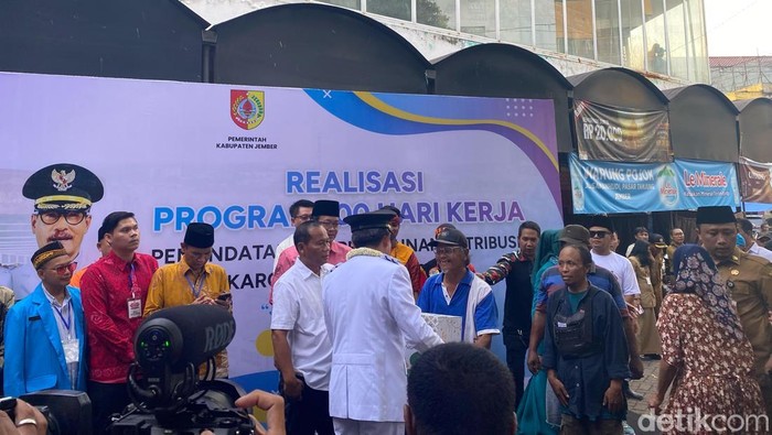 Bupati Jember Gus Fawait