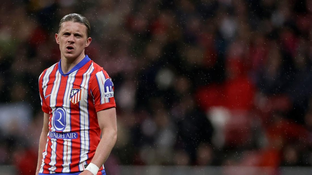 Conor Gallagher bisa menjadi incaran Man United di bulan Januari. (Foto: M. Gracia Jimenez/Soccrates/Getty Images)