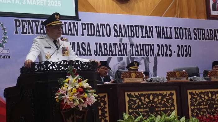 DPRD Surabaya