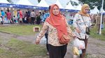 Bazar Murah #DemiIndonesia Mandiri Pangan Diserbu Emak-Emak