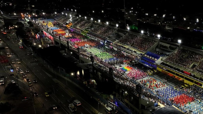 Foto Udara Semarak Karnaval di Brasil A drone view shows the Sambadrome during Carnival festivities in Rio de Janeiro Brazil, March 1, 2025. REUTERS/Renato Spyrro