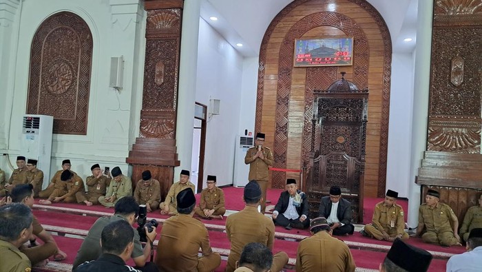 Gubernur Banten Andra Soni Menyapa ASN